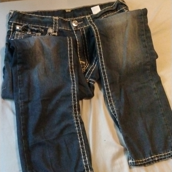 True Religion - Picture 3 of 8